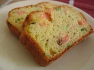cake-au-saumon-fume-et-a-la-ciboulette