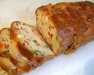 Cake aux lardons et olives