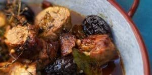 Sauté de veau aux pruneaux