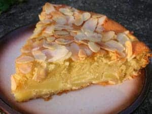 Gâteau moelleux aux pommes et aux amandes