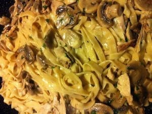 Tagliatelle au poulet et champignons