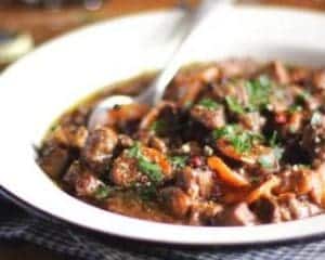 Ragoût de boeuf aux carottes et champignons