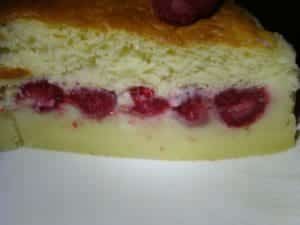 Gâteau magique aux framboises